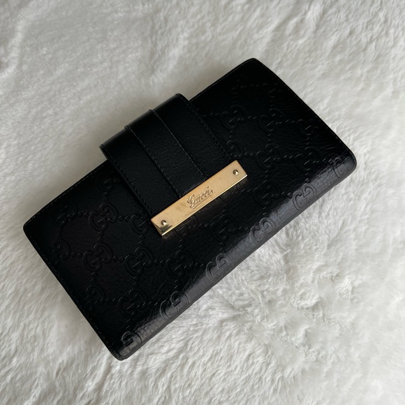 Gucci Handbags - Gucci Black Leather Women’s Wallet